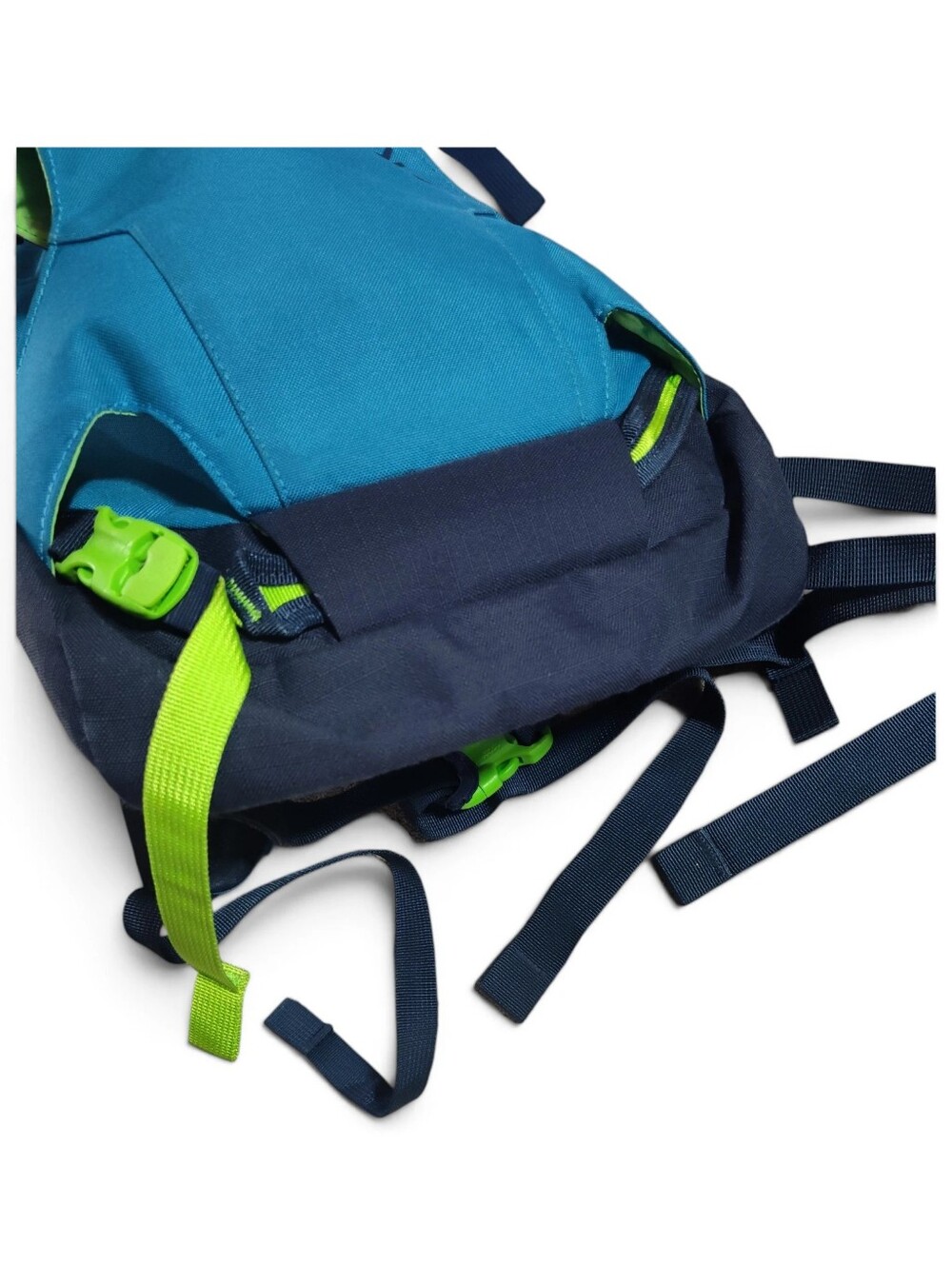 Dakine Heli Pack 12L Blue Ski Snowboarding Outdoor Lightweight Backpack - Picture 6 of 15